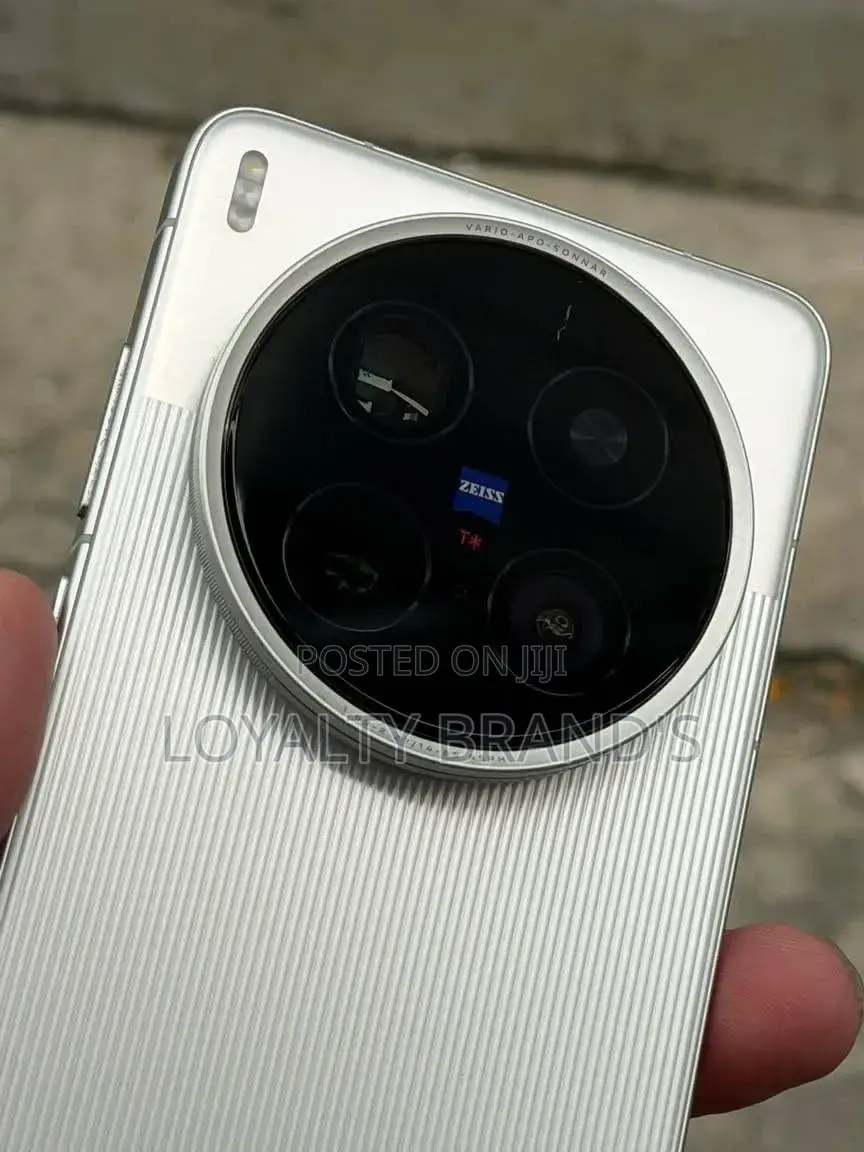 New Vivo X200 Ultra 512 GB Silver