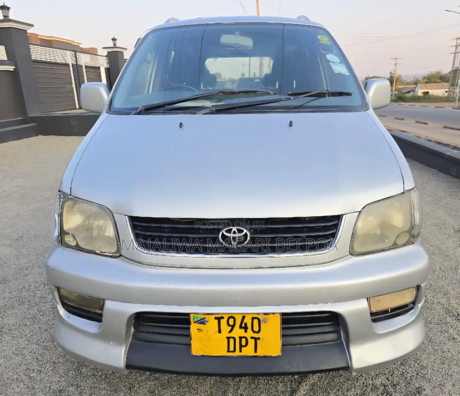 Toyota Noah 2009 Silver