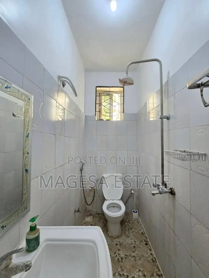2bdrm Apartment in Oysterbay for rent