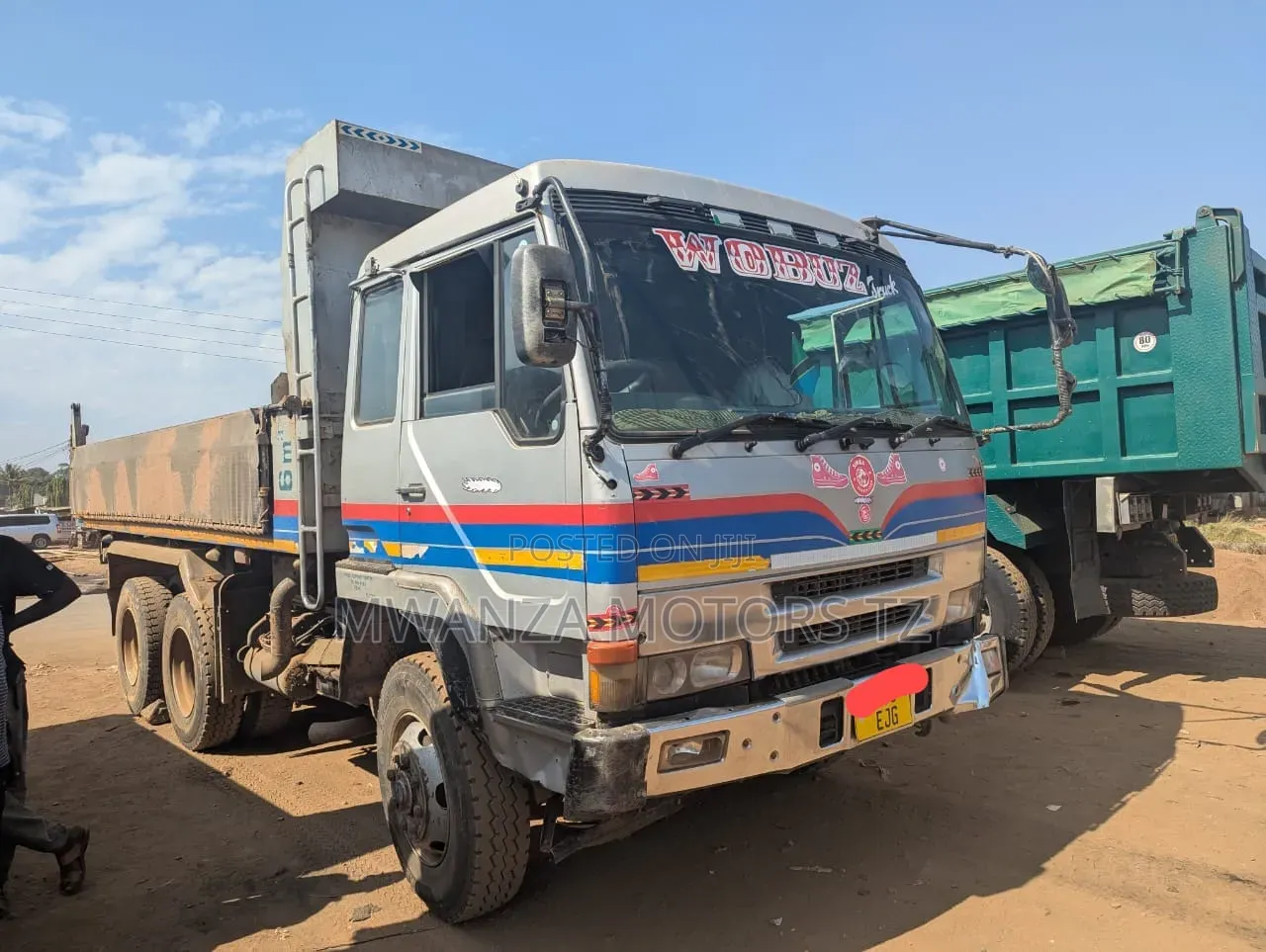 Mitsubishi Fusso Tipper V8 2006 Gray