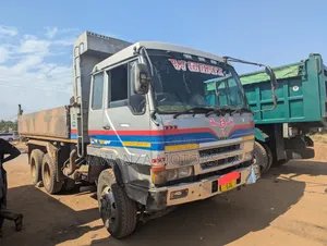 Mitsubishi Fusso Tipper V8 2006 Gray