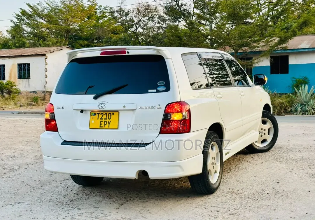 Toyota Kluger 2006 Pearl