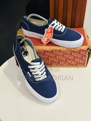 Vans Og SneakersPrice: TSH 70,000/=