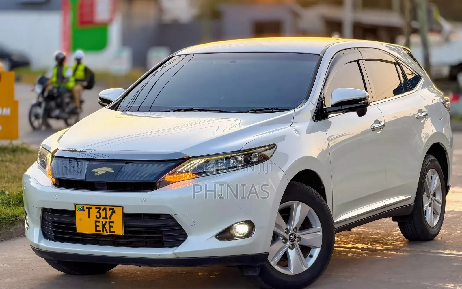 Toyota Harrier 2015 White