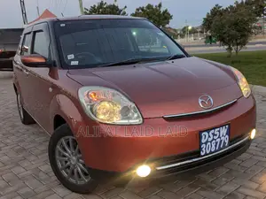 Mazda Verisa 2013 Maroon