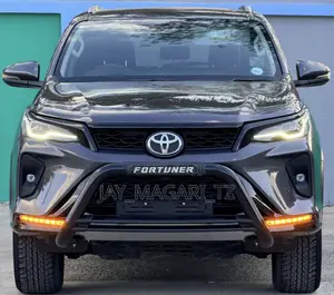 Toyota Fortuner 2024 Gray