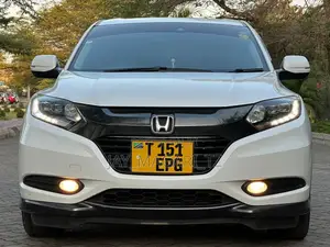 Honda Vezel 2016 White