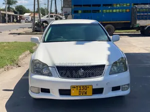 Toyota Crown 2006 White