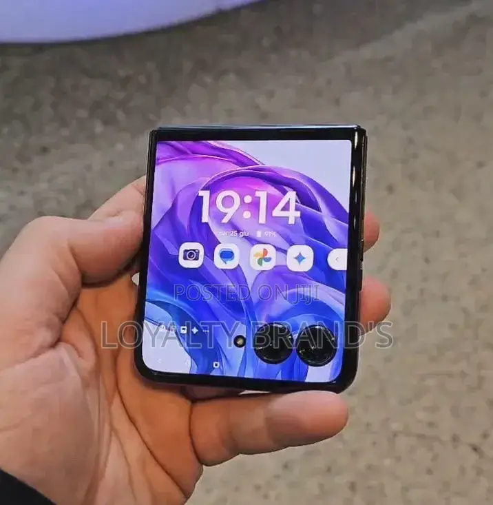 New Motorola Razr 50 Ultra 512 GB