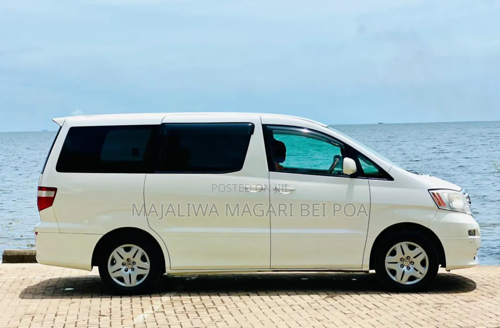 Toyota Corolla Altis 2005 White