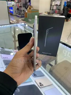 New Samsung Galaxy S25 Edge 256 GB