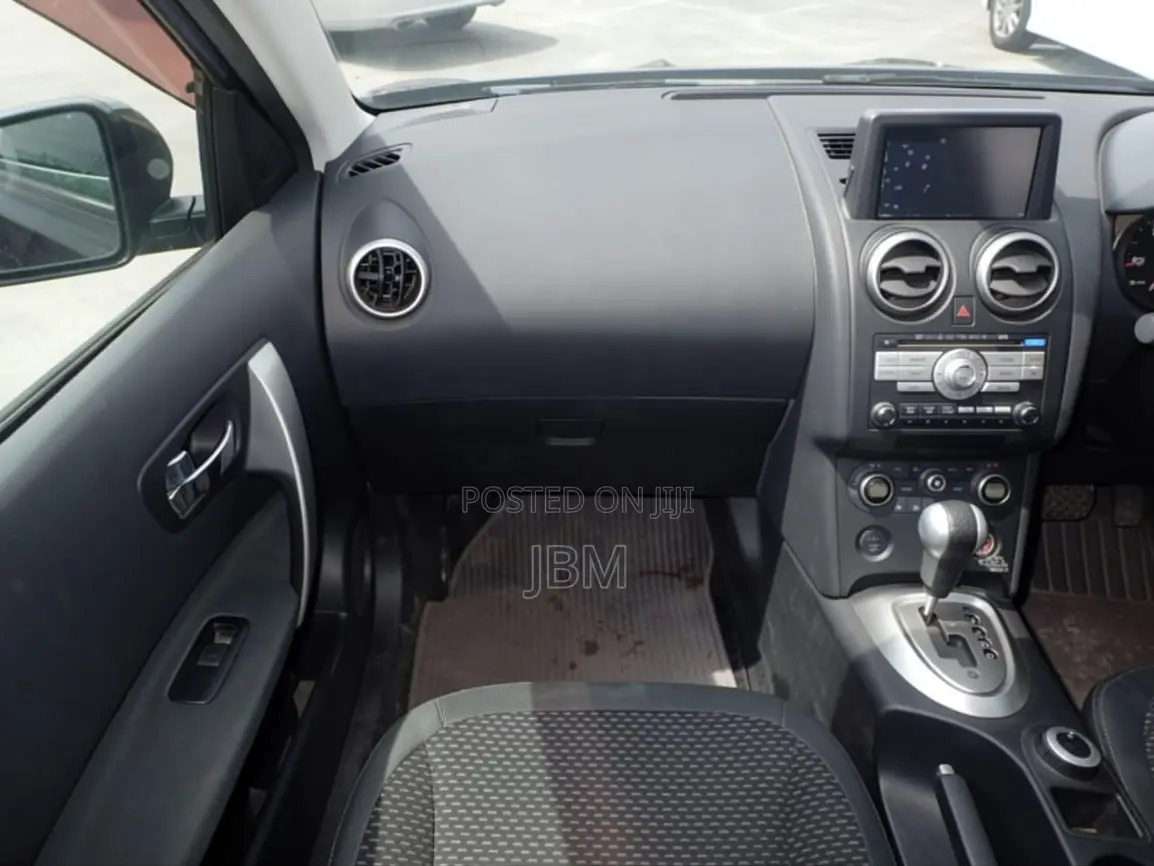 Nissan Dualis 2010 Black