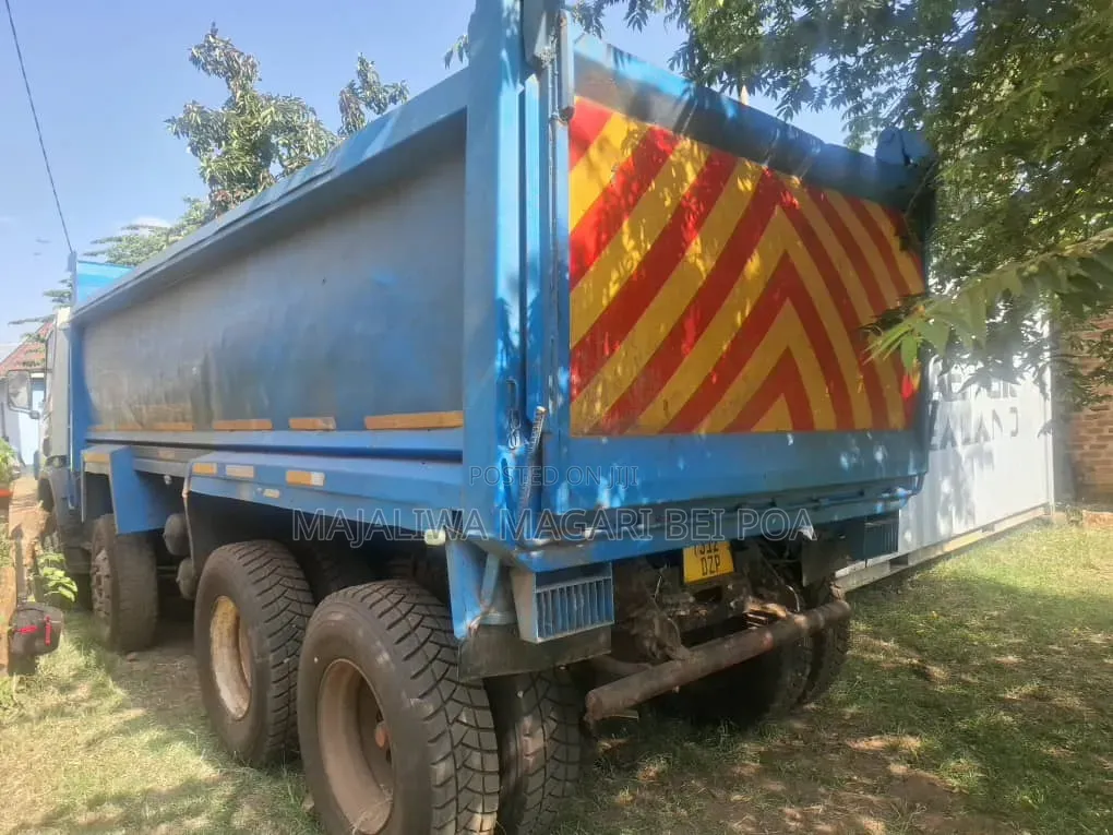 Scania L-series 2002 Blue