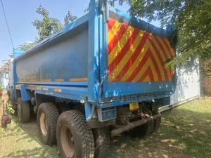 Scania L-series 2002 Blue