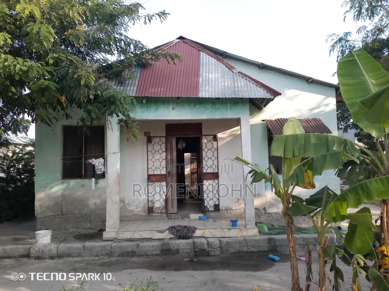8bdrm Apartment in Tanzania Daresalaam., Ilala for sale