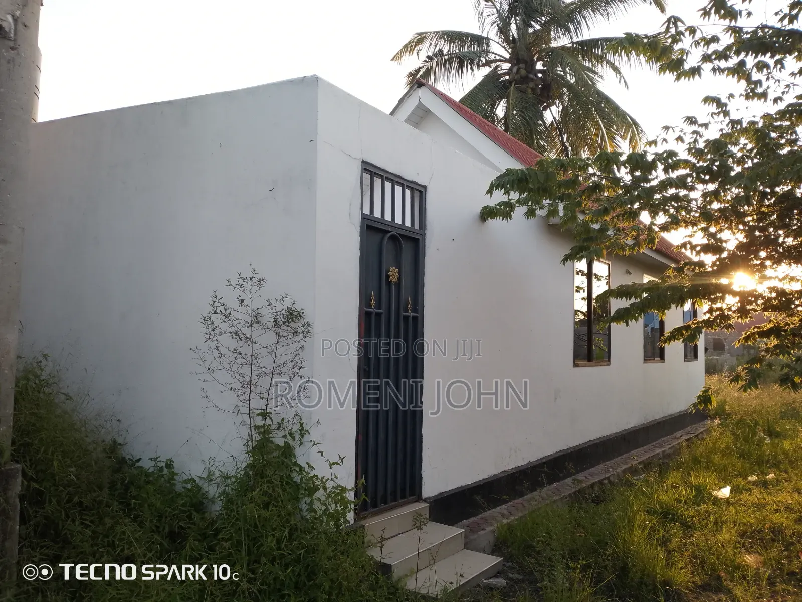 7bdrm Apartment in Tanzania Daresalaam., Ilala for sale