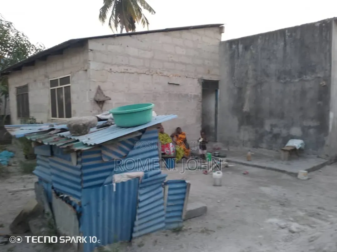 4bdrm House in Tanzania Daresalaam., Ilala for sale