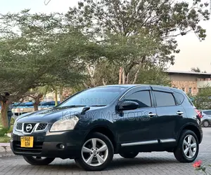 Nissan Dualis 2011 Gray