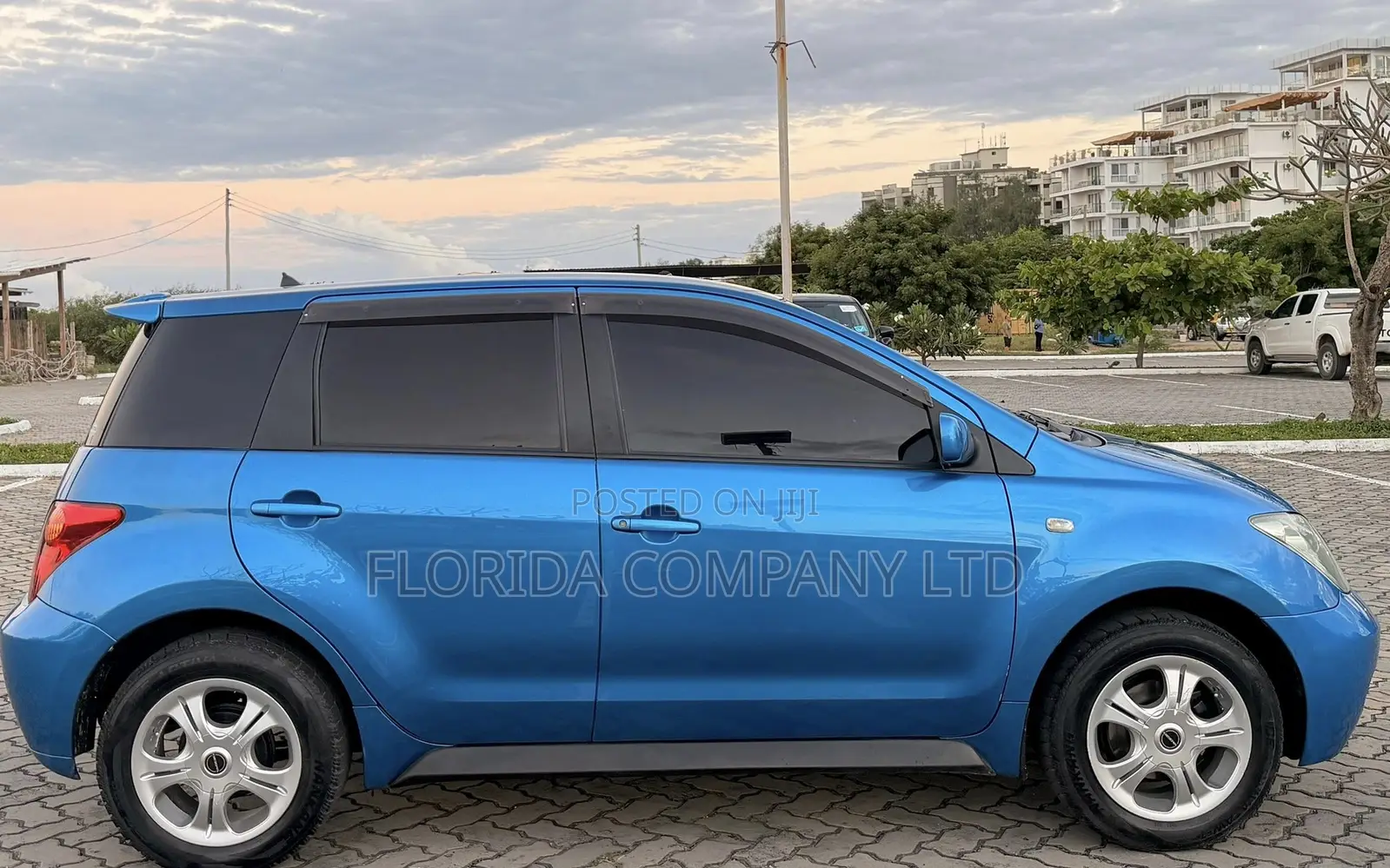 Toyota IST 2003 Blue