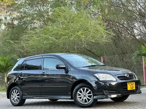 Toyota Corolla RunX 2004 Black