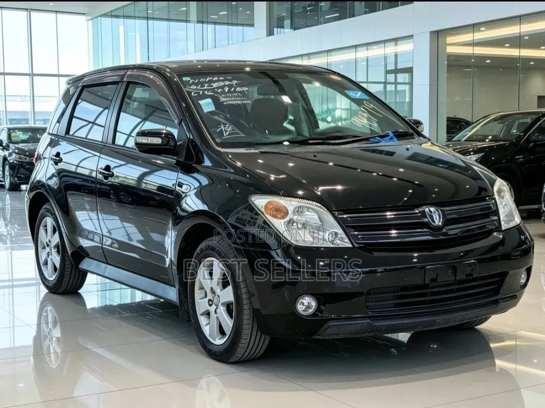 Toyota IST 2004 Black