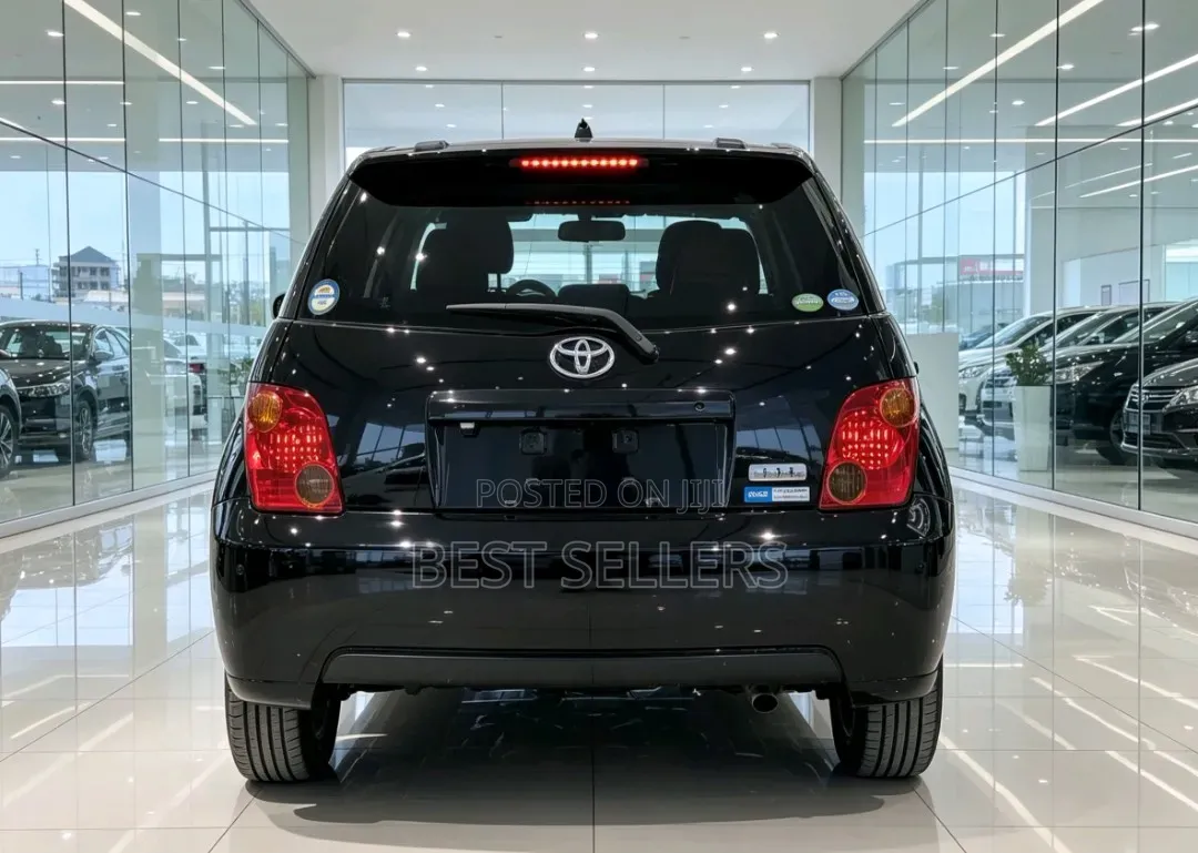 Toyota IST 2004 Black