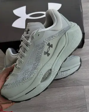 Under Armour Infinite Elite