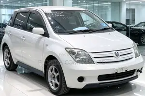 Toyota IST 2004 White