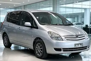Toyota Corolla Spacio 2004 Silver