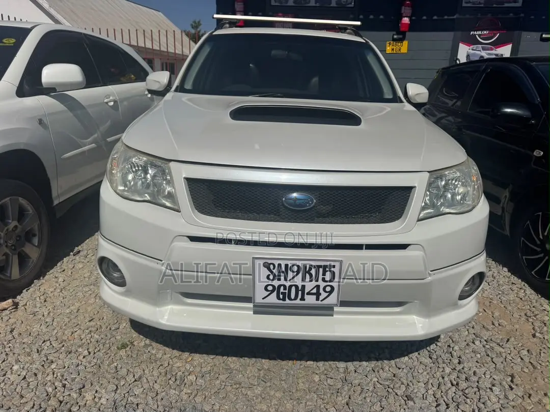 Subaru Forester 2009 White
