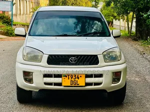 Toyota RAV4 2006 White