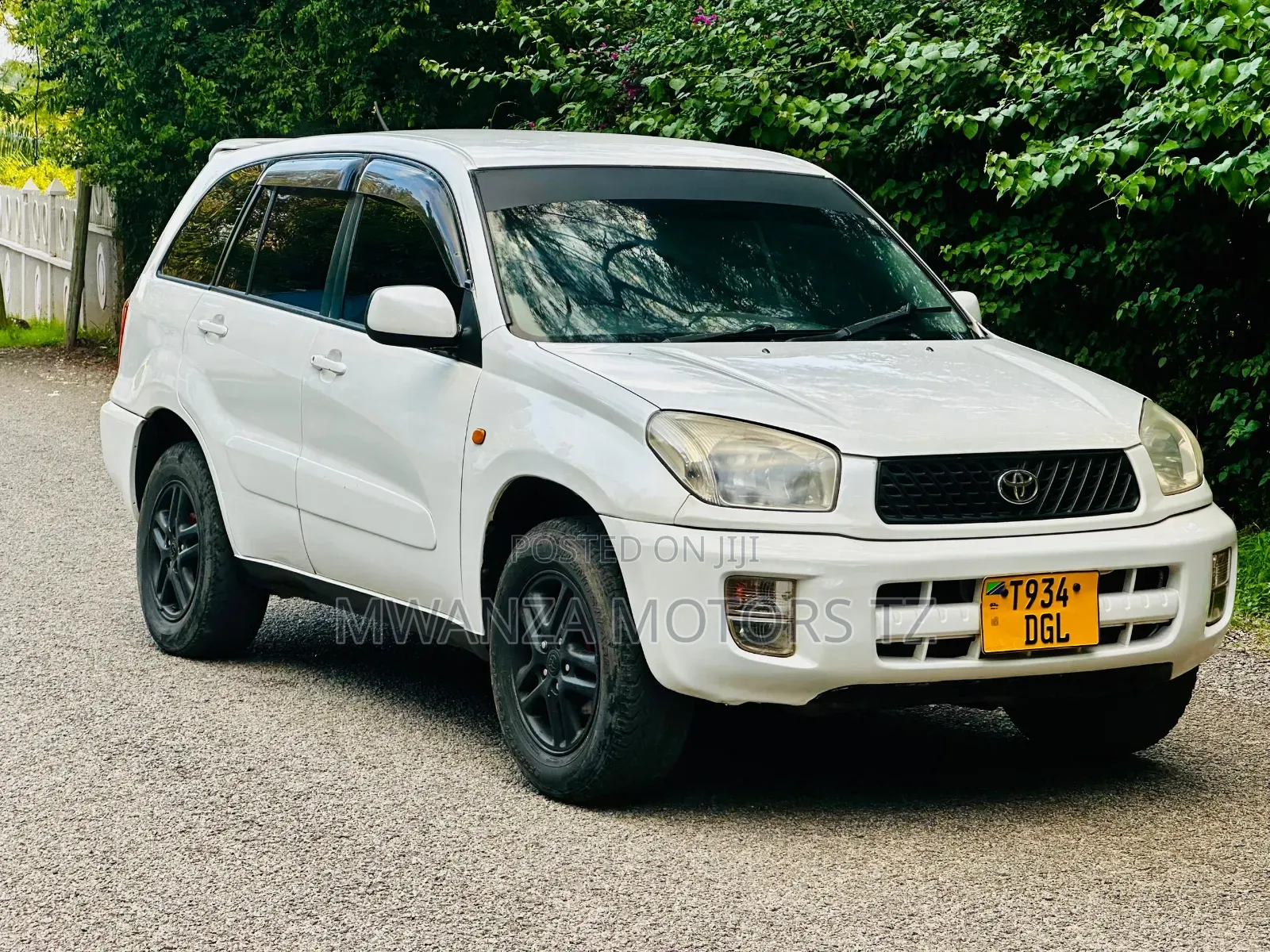 Toyota RAV4 2006 White