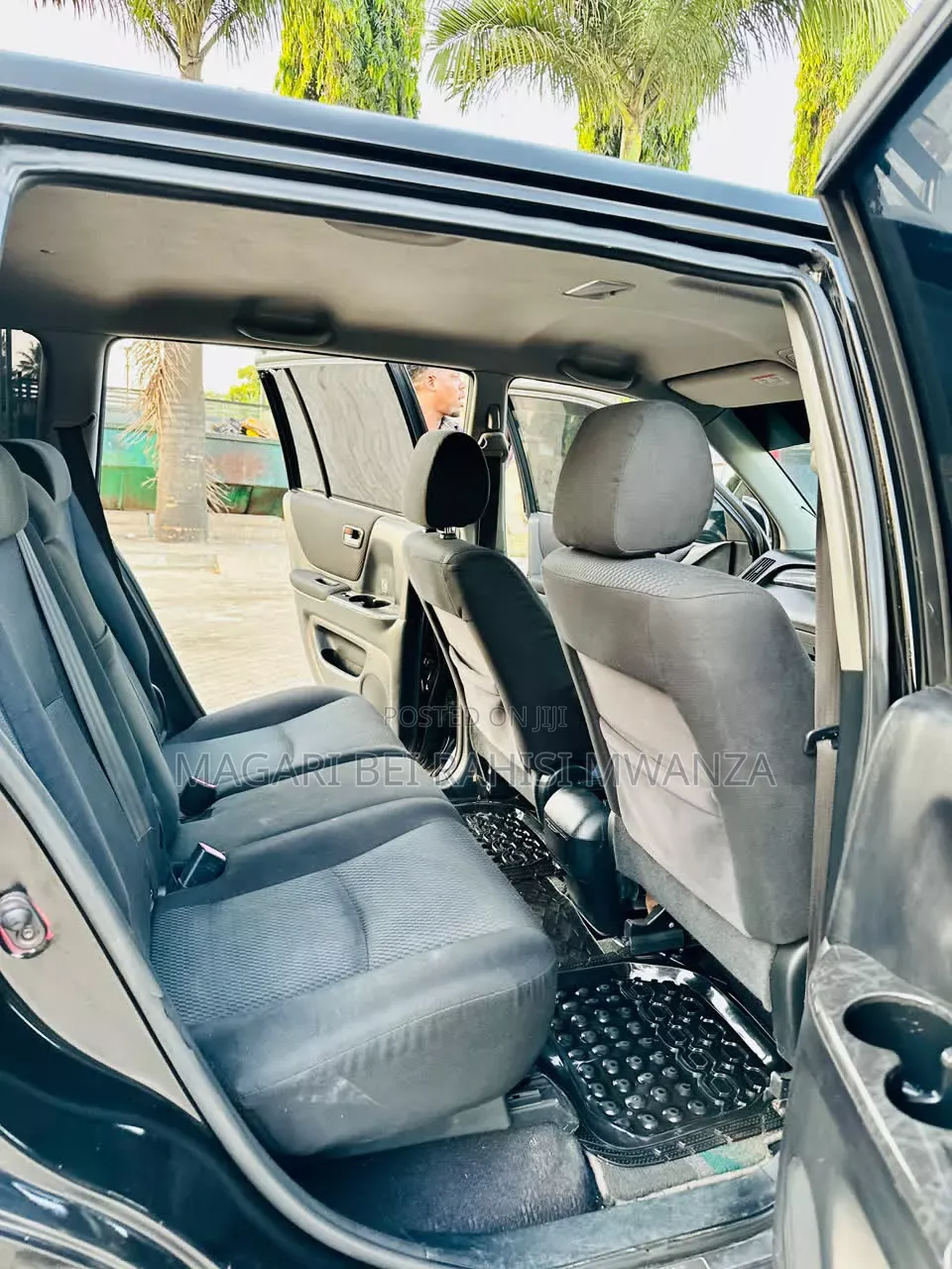 Toyota Kluger 2004 Black
