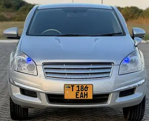 Nissan Dualis 2011 Silver