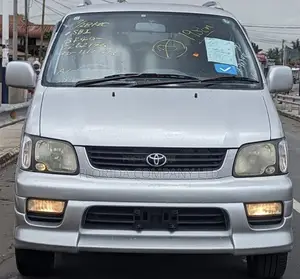 Toyota Noah 2001