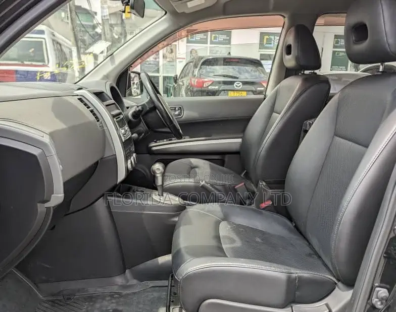 Nissan X-Trail 2007 Black