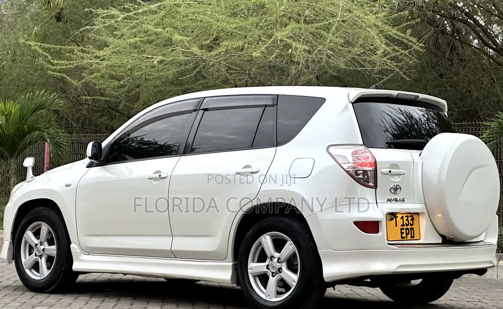 Toyota RAV4 2007 White