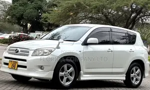 Toyota RAV4 2007 White