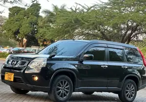 Nissan X-Trail 2013 Black