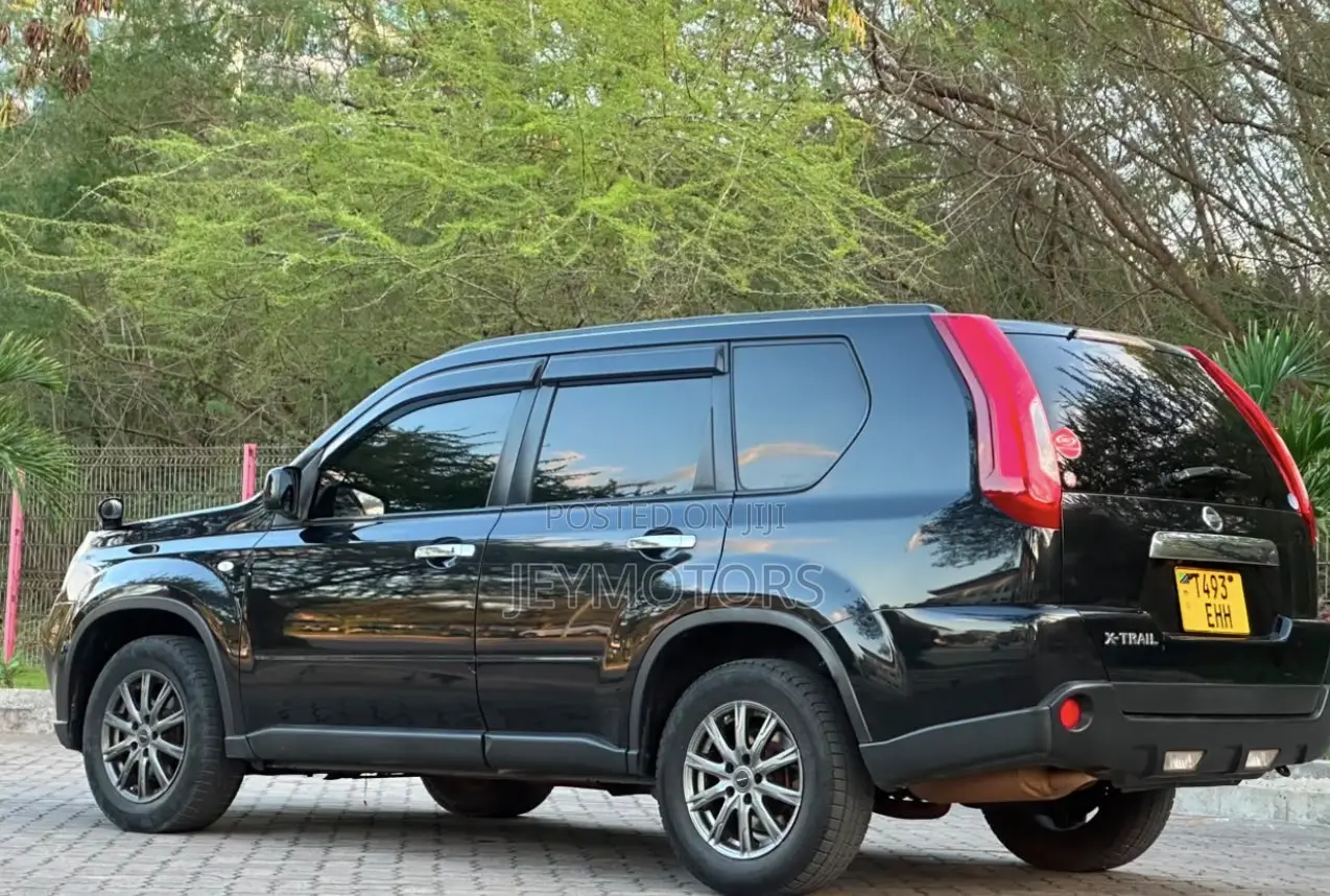 Nissan X-Trail 2013 Black