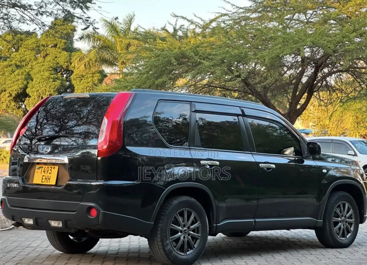 Nissan X-Trail 2013 Black