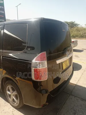 Toyota Noah 2005 Black