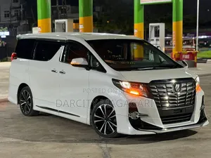Toyota Alphard 2017 White