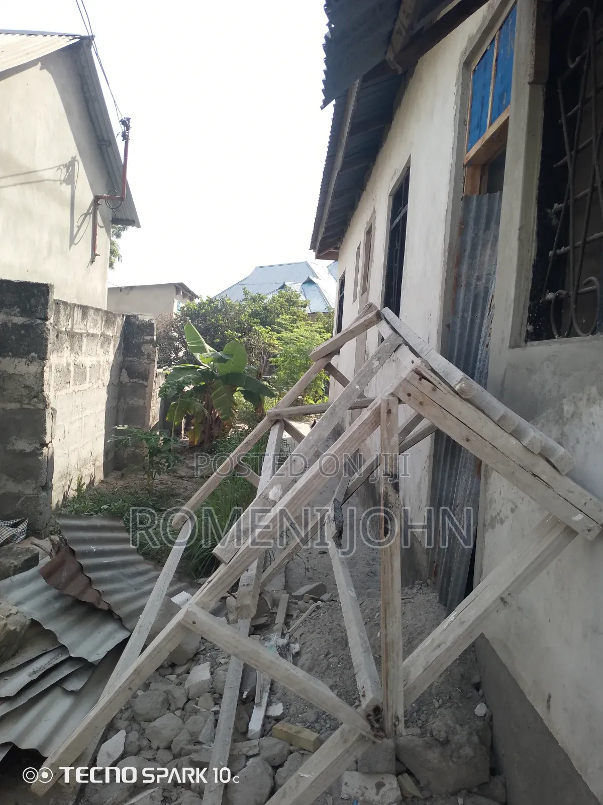 7bdrm Apartment in Tanzania Daresalaam., Ilala for sale
