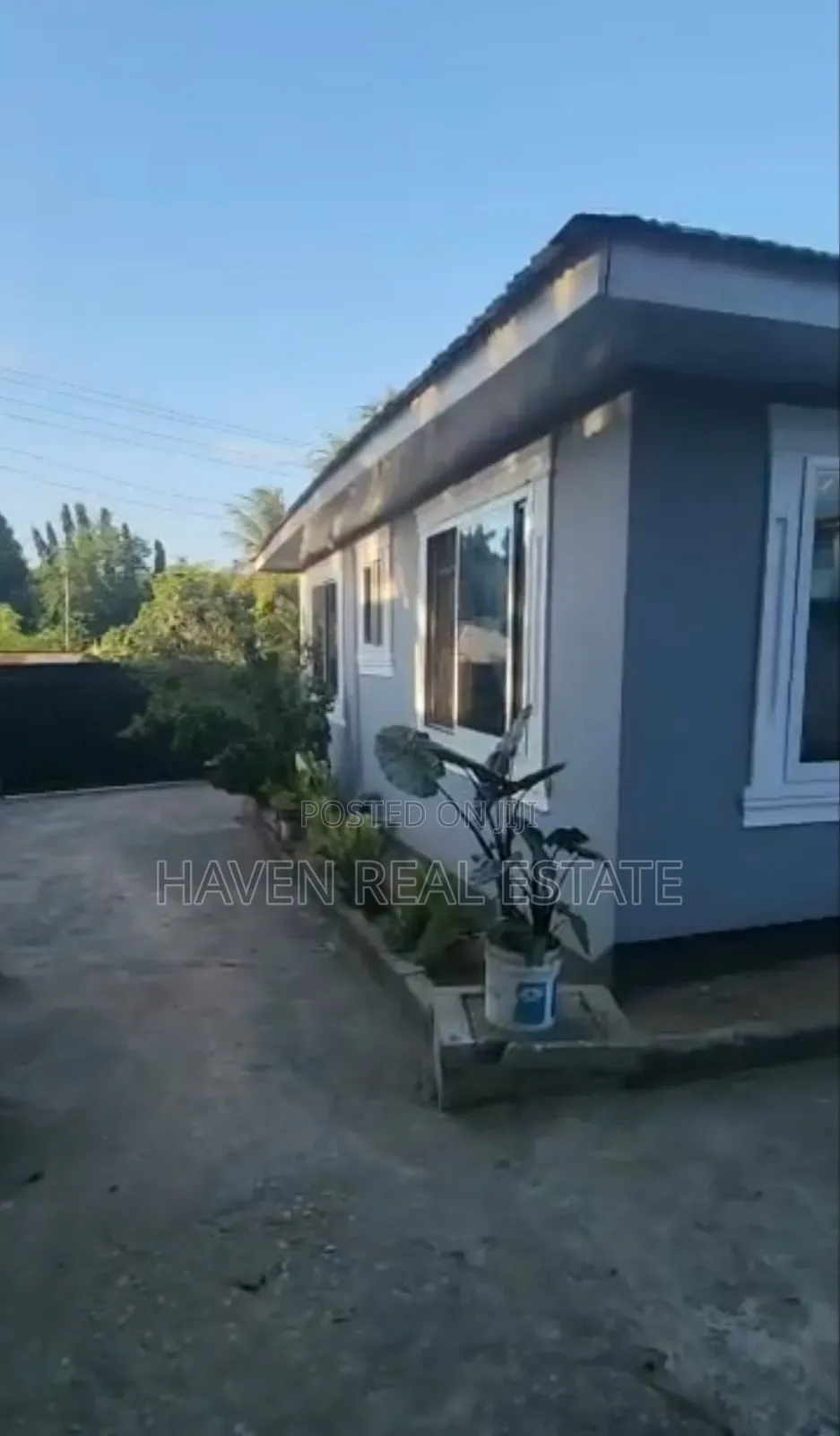 3bdrm House in Goba for sale