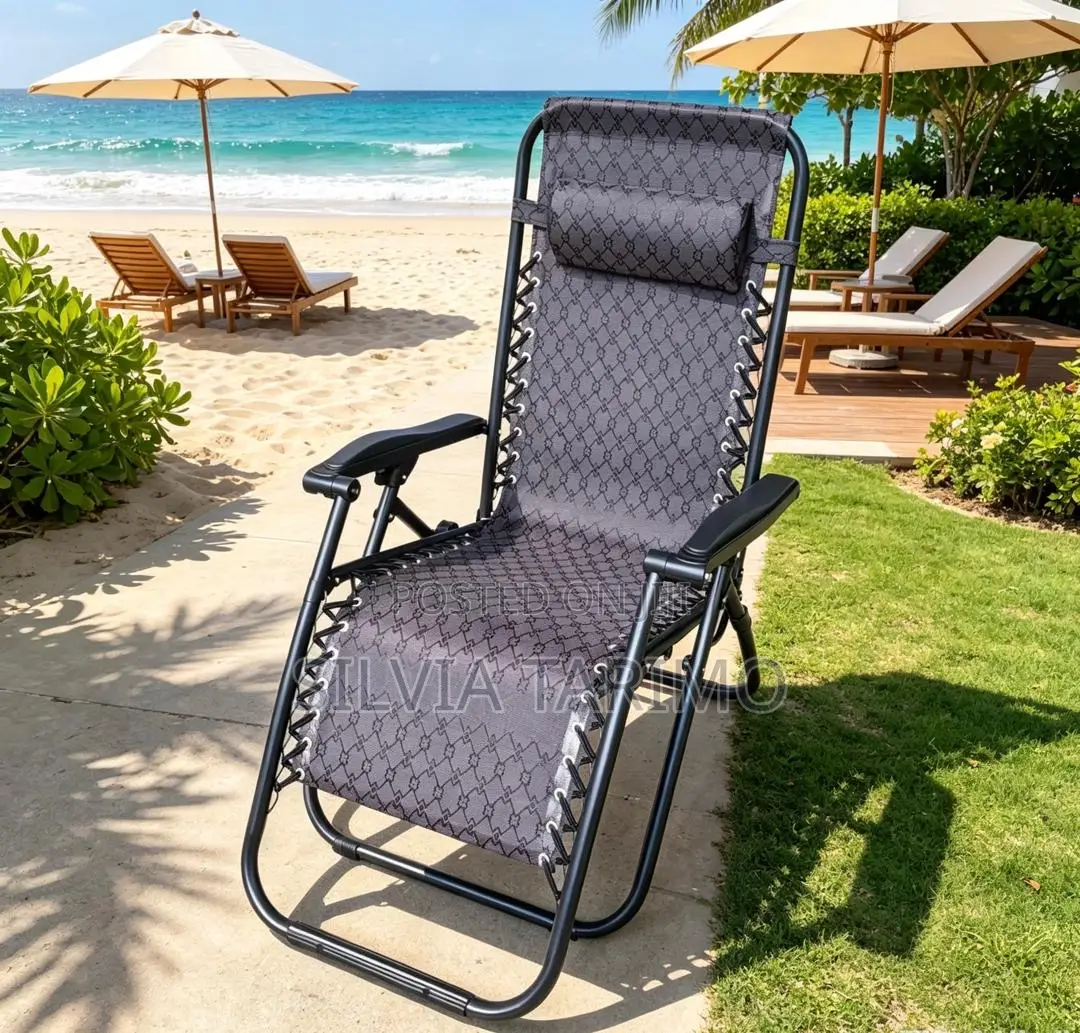 Luxury Folding Zero Gravity Recliner Chair – Outdoor Relaxation Chair