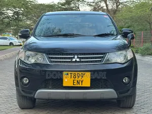 Mitsubishi Outlander 2010 Black