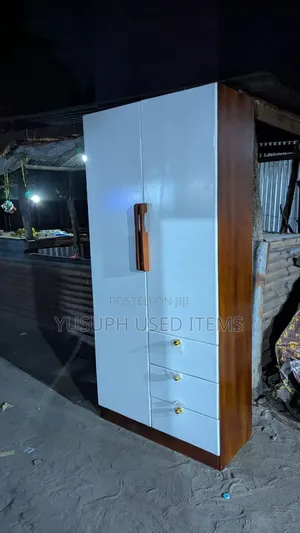 Wardrobe - Kabati // Clean Sana //