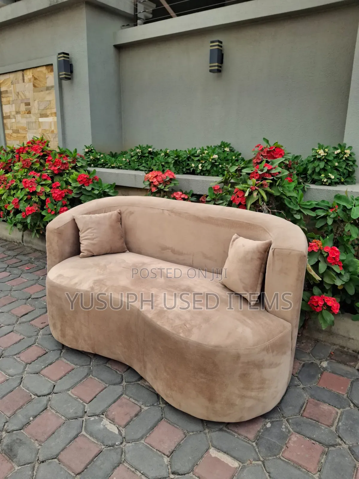 Love Sofa With Grade A