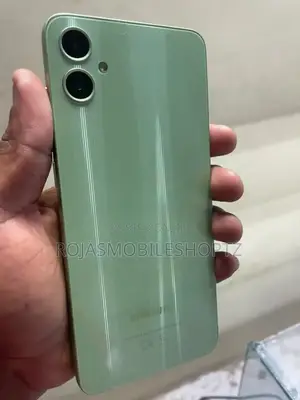 New Samsung Galaxy A05 128 GB Green